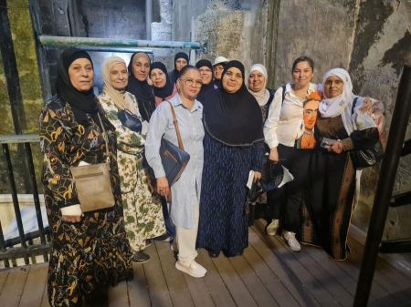جولة في الرملة العريقة والتعرف على تاريخها لمركز دارنا للجيل الذهبي